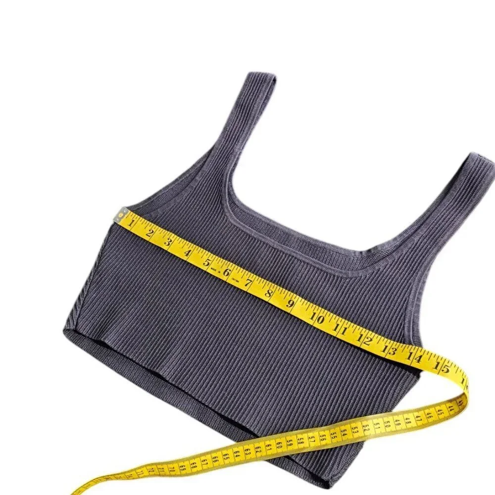 Aritzia Babaton Sculpt Knit Crop Tank Top, Ribbed, Stretch, Thick, Grey, Size M - Picture 6 of 8